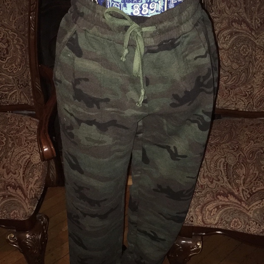 Camo sweat pants